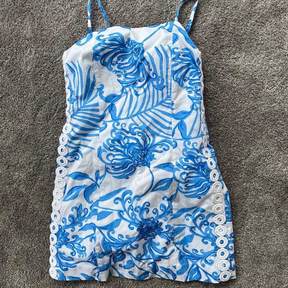 Lilly Pulitzer Blue and White Floral Shift Dress
